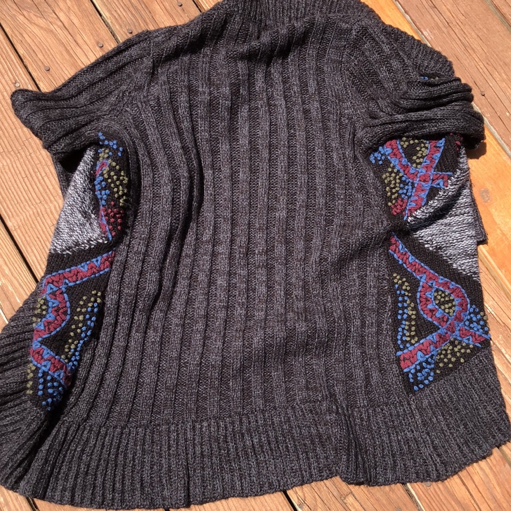 Sweater - Picture 2 of 2